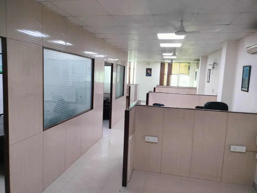 937028481_sec 3 (8).webp